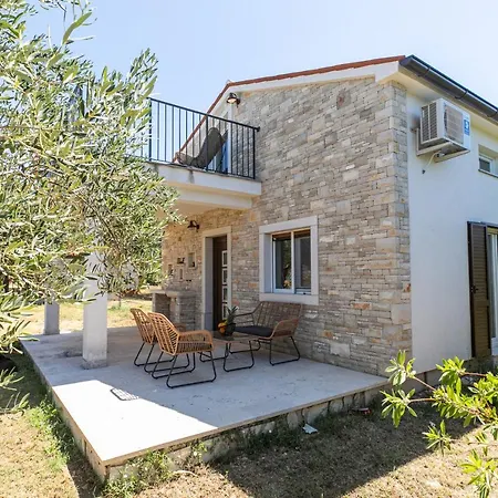 Val Tatil Evi *